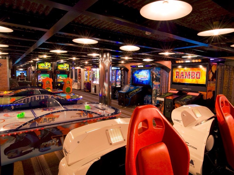 Carnival Croisière Dream Arcade The Warehouse