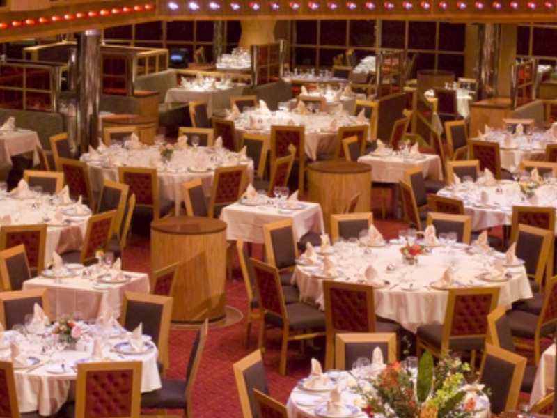 Carnival Croisière Dream Restaurant Scarlet (salle à manger)