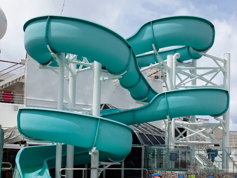 CCL Carnival Croisière Conquest Glissades d'eau Twister