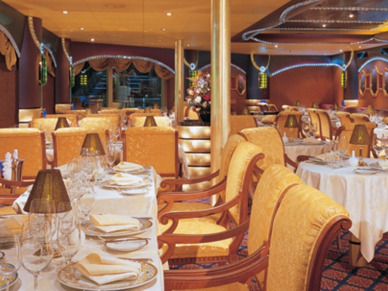 CCL Carnival Croisière Liberty Restaurant Diamonds Steakhouse