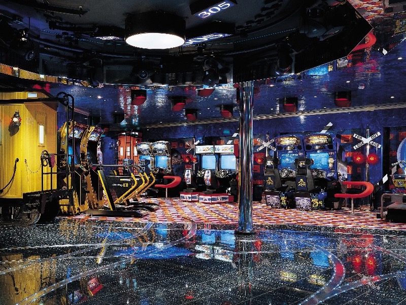 CCL Carnival Croisière Valor Arcade