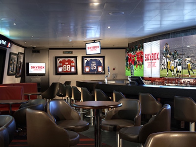 Croisière CC Carnival Conquest Bar Sportif Skybox
