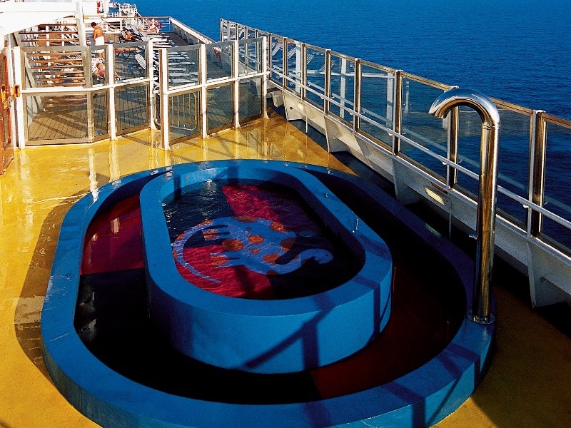 Croisière CCL Carnival Conquest Piscine
