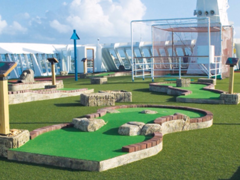 Croisière Ccl Carnival Elation Mini Golf