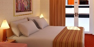 Croisière CCL Carnival Pride intérieureavec porte française (vue obstruée) 