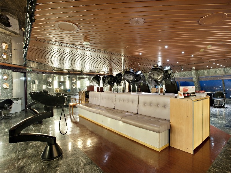 Croisière CCL Carnival Radiance Salon de Coiffure et Beauté