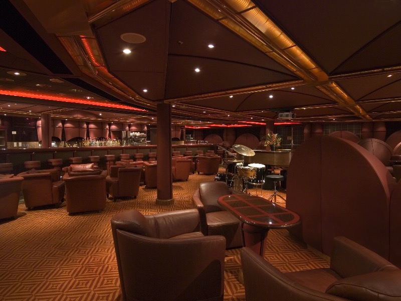 Croisière CCL Carnival Splendor Bar Robusto