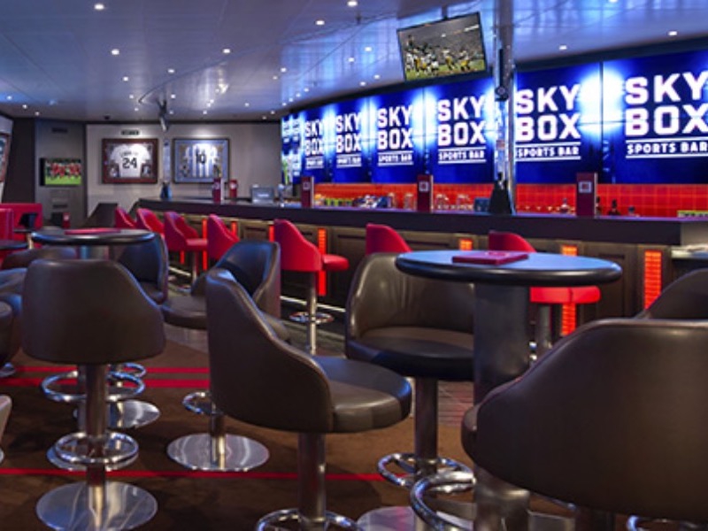 Croisière CCL Carnival Sunrise Bar Sportif Skybox