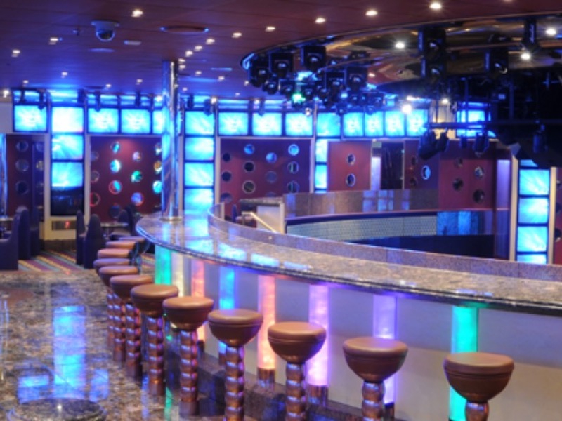Croisière CCL Carnival Sunrise Hollywood Dance Club