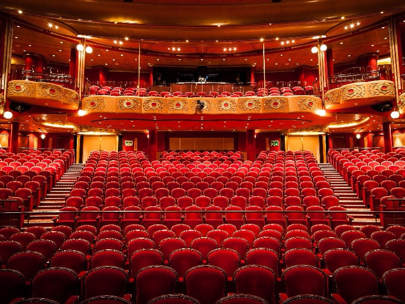 Croisière Cunard Queen Victoria Théâtre Royal Court