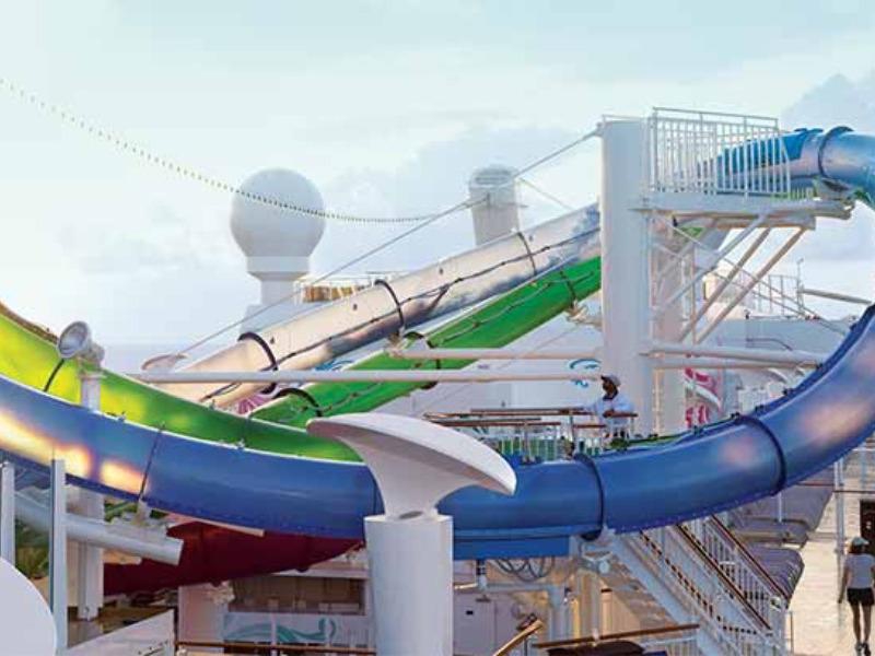 Croisière NCL Norwegian Getaway Glissades d'eau du parc aquatique