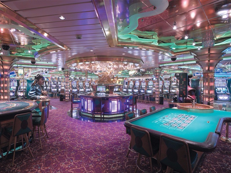 Croisière RCI Royal Caribbean Enchantment of the Seas CasinoRoyale
