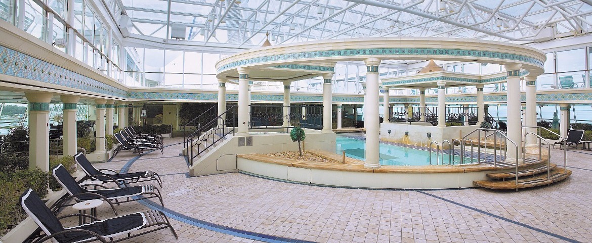 Croisière RCI Royal Caribbean Enchantment of the Seas Solarium
