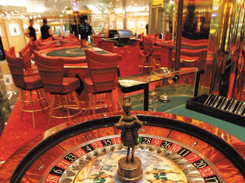 Croisière Rci Royal Caribbean Freedom Of The Seas Casino Royale