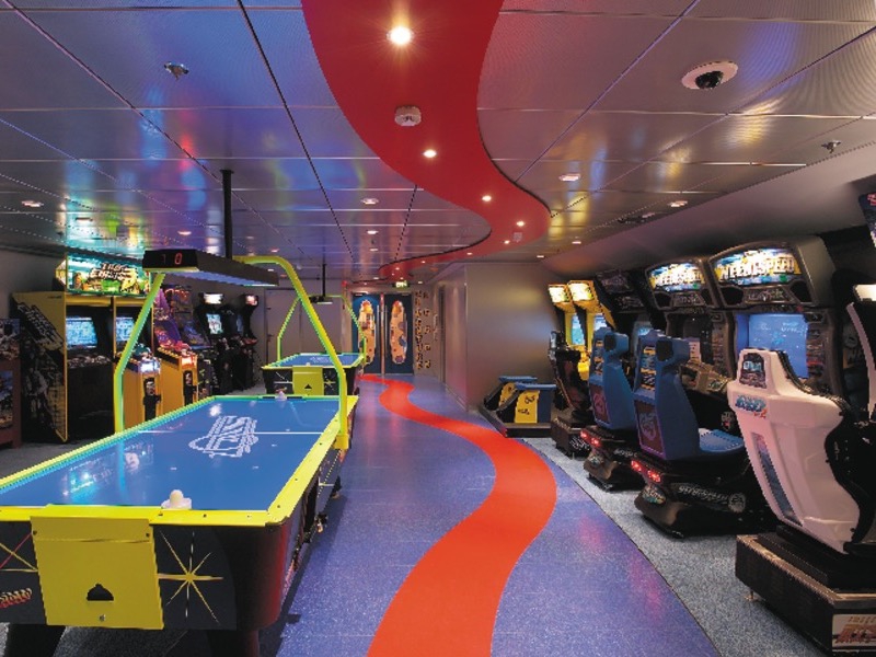 Croisière RCI Royal Caribbean Jewel of the Seas Arcade 