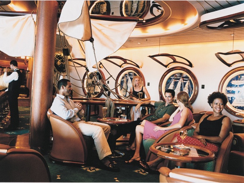 Croisière RCI Royal Caribbean Navigator of the Seas Bar Schooner