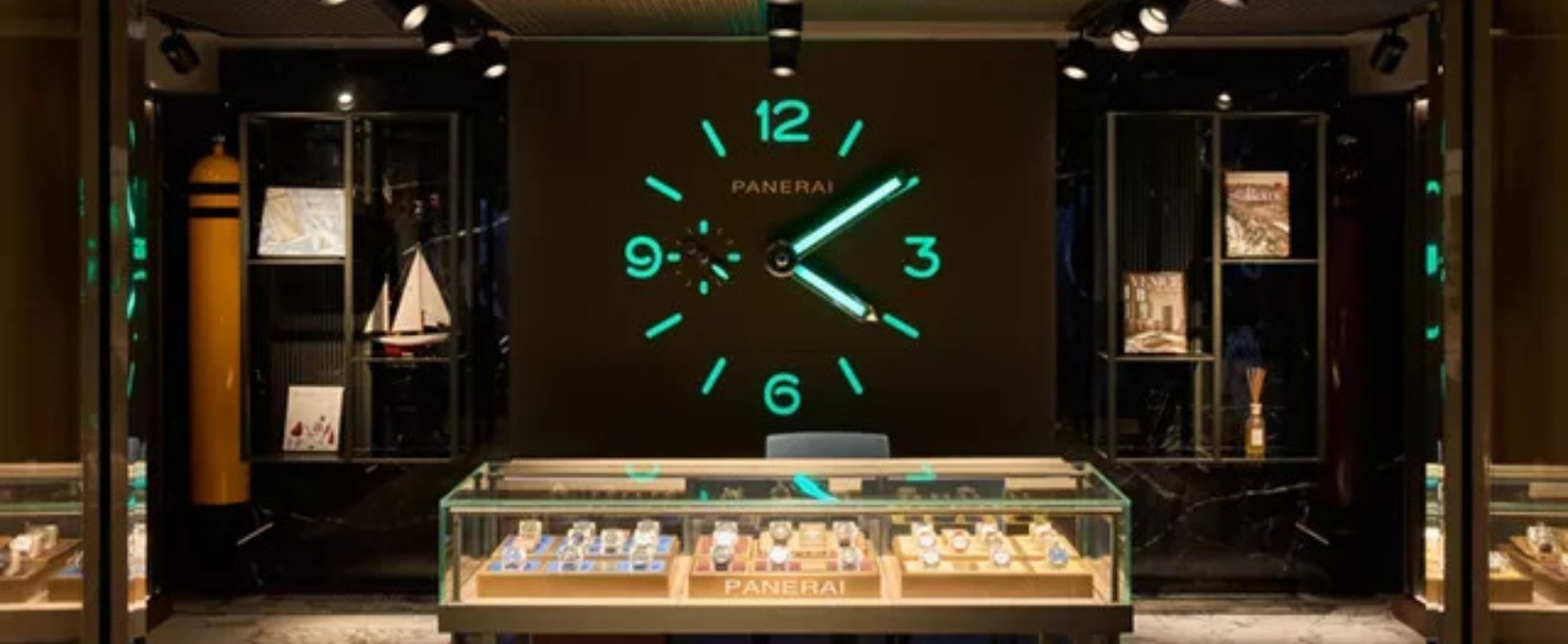 MSC Explora 1 Boutiques 