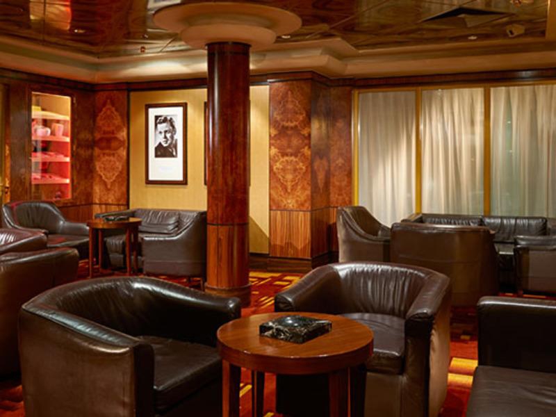 Croisière Norwegian Salon de cigare Corona