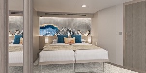 NCL Norwegian Prima Suite Orientée Vers L'arrière Avec Grand Balcon pour 4