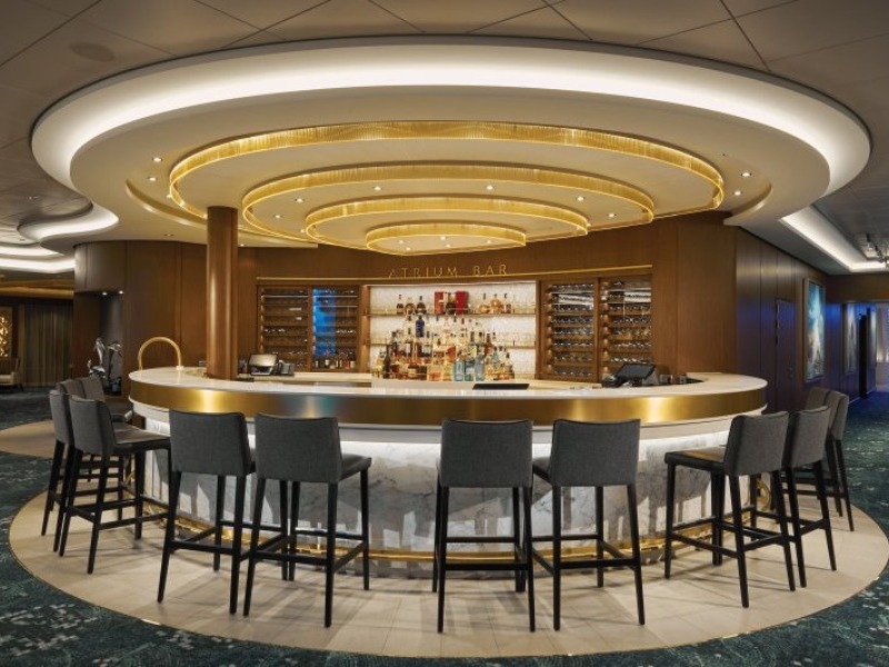 Norwegian Bliss Bar de l'atrium