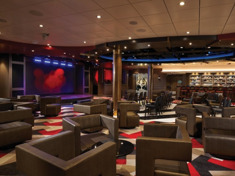 Norwegian Bliss Social Comedy