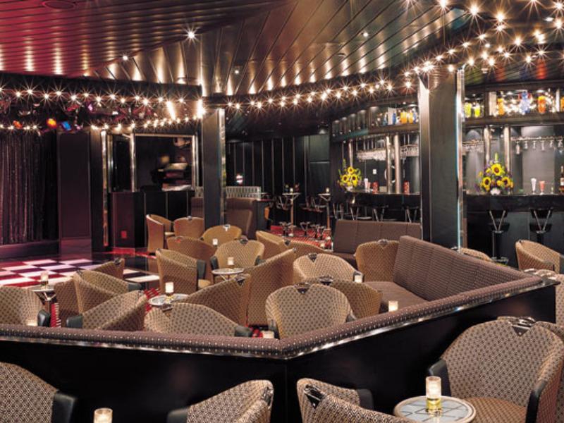 Norwegian Sky Boîte de nuit Dazzles