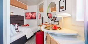 Virgin Voyages Scarlet Lady Extérieure Solo